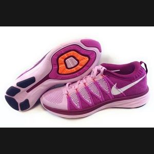 Women’s Nike flyknit lunar2 pink purple sneakers